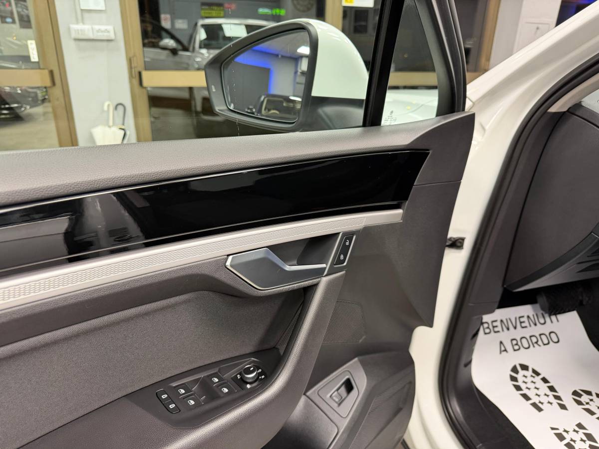 Volkswagen Touareg 3.0 231 cv 2021
