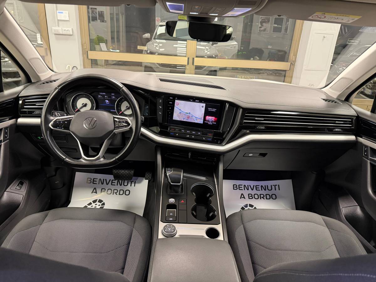 Volkswagen Touareg 3.0 231 cv 2021